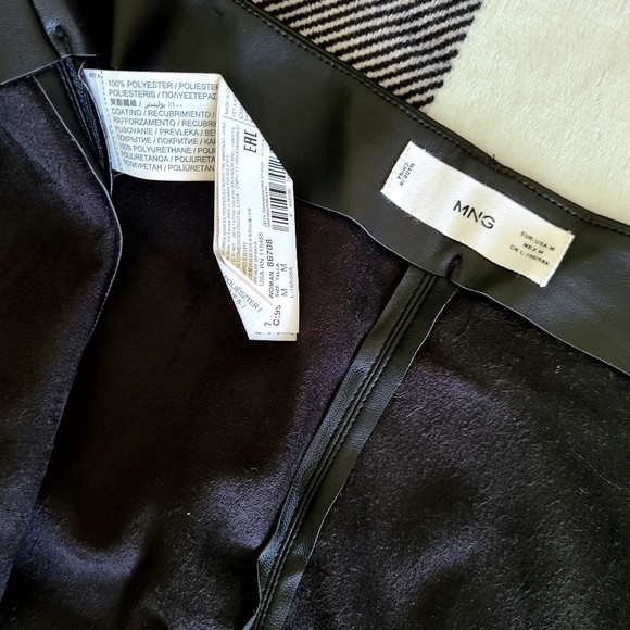 BNWT Mango mini skirt🖤 - Picture 8 of 8